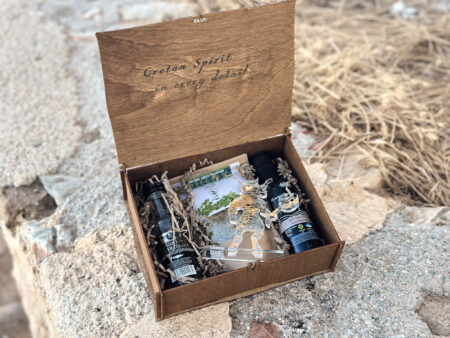 Premium Gift Box <br> Taste of Crete <br> Minotaur Edition